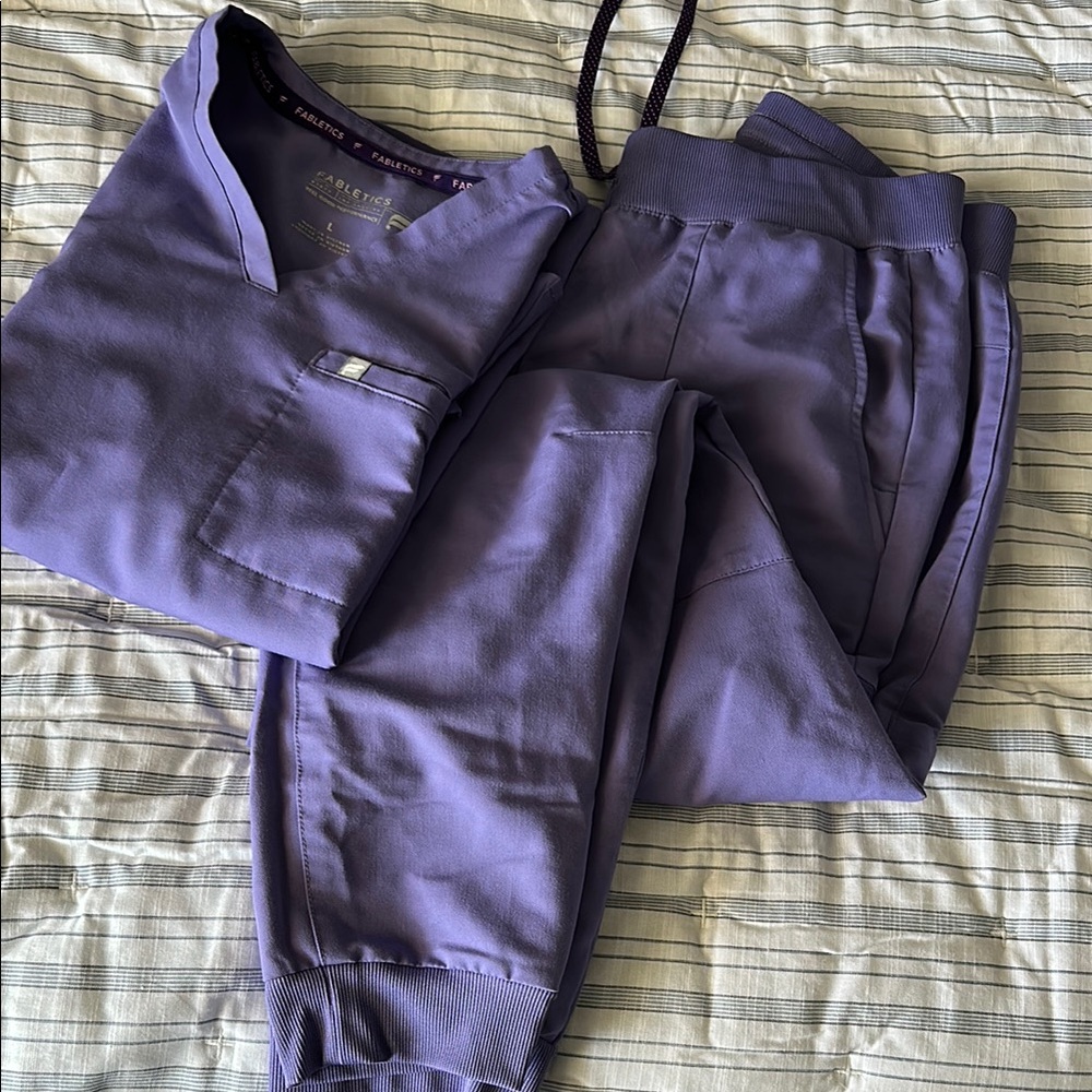 Fabletics Purple Women's Set